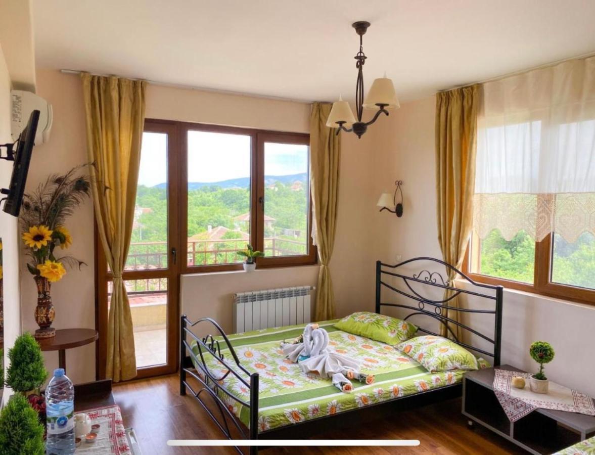 Kyshta Za Gosti Raya Hotel Fazanovo Buitenkant foto